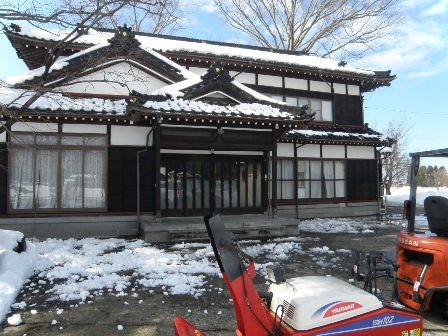 表玄関屋根雪降ろし